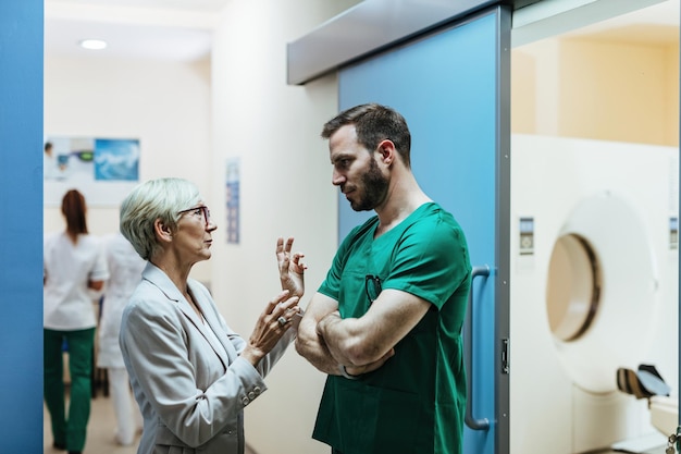Echipa medicală Clinica Lotus Năvodari