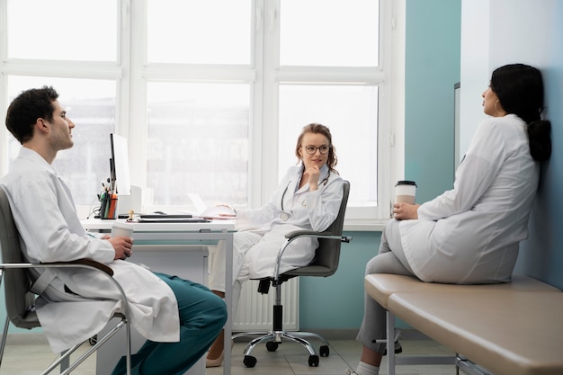Despre Clinica Lotus Năvodari - echipă medicală și spațiu modern