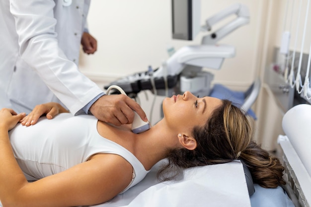 Endocrinologie în Năvodari - consultație la Clinica Lotus